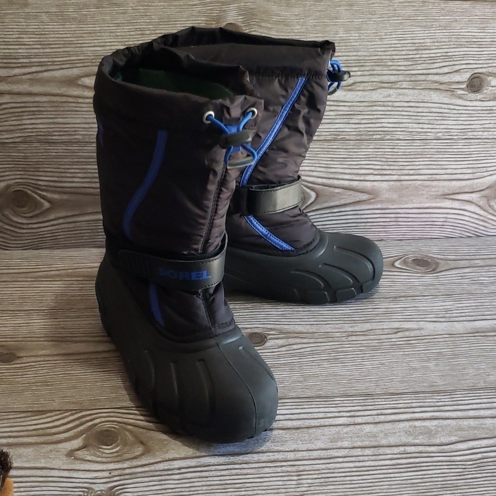 Sorel Black And Blue Youth Winter Rain Boots Size 4
